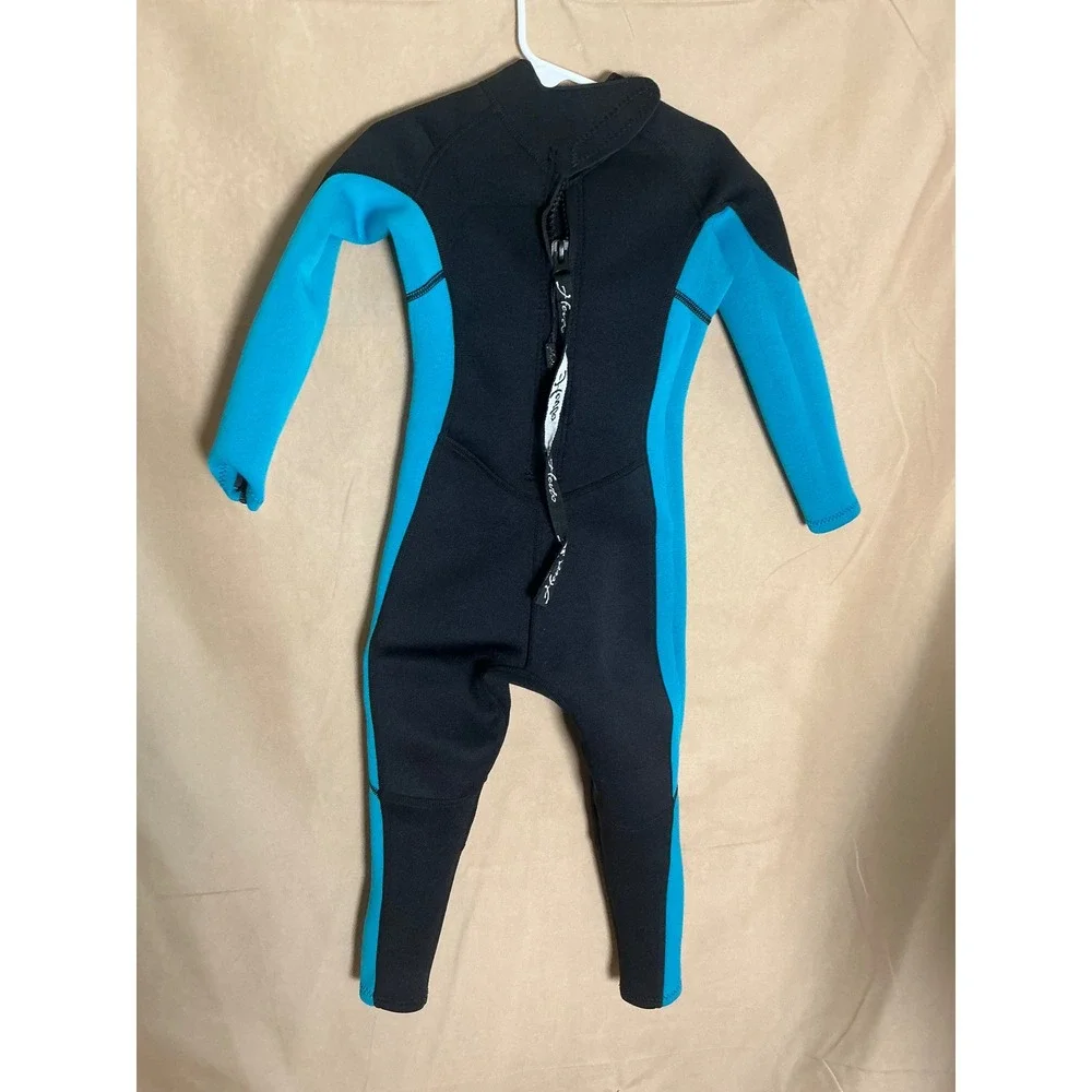Hevto Wetsuit Kids Size 5 Black Blue Excellent 3/2mm Neoprene Full Body Back Zip